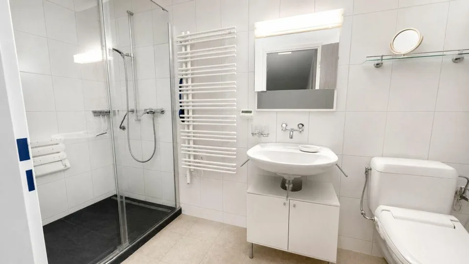 Casa a schiera unifamiliare affascinante con offerta di spazio polivalente in una posizione centrale e tranquilla – foto 7 di 12