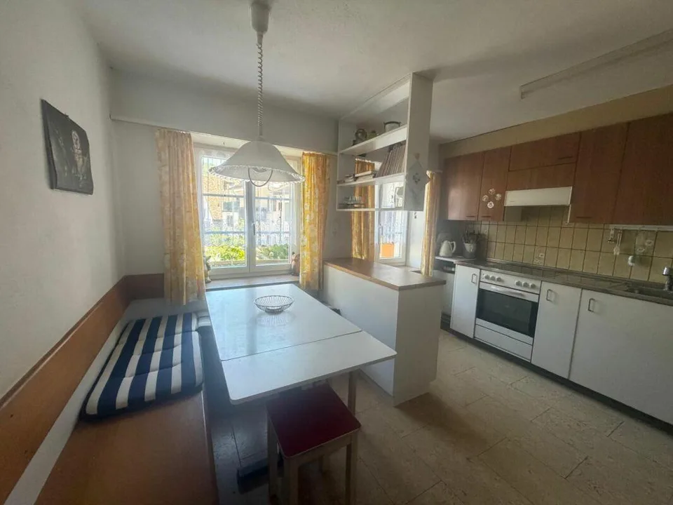 Casa a schiera unifamiliare affascinante con offerta di spazio polivalente in una posizione centrale e tranquilla – foto 6 di 12