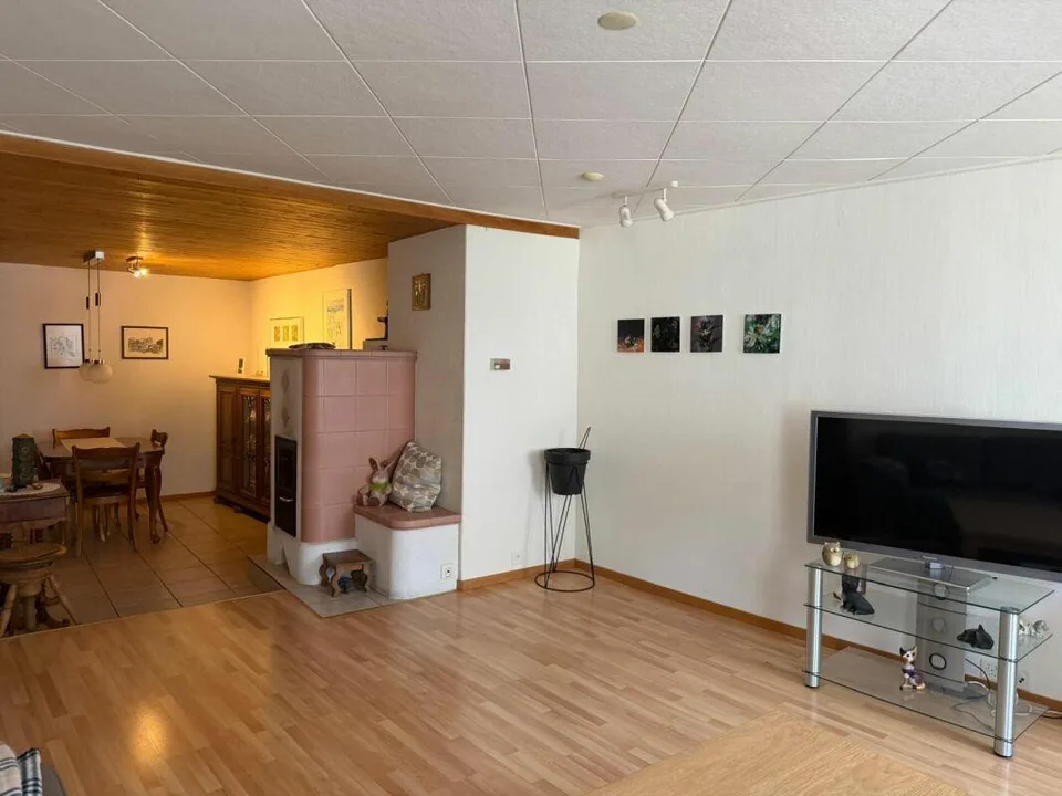Charmantes Reiheneinfamilienhaus mit vielseitigem Raumangebot an ru...