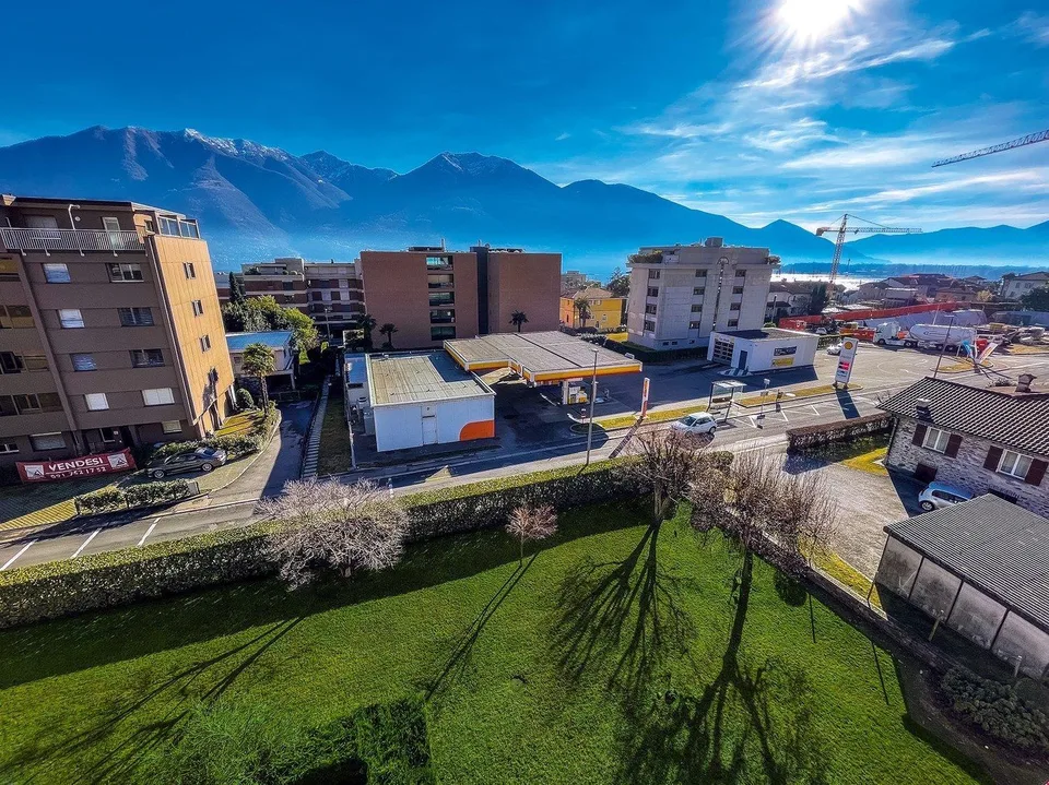 A due passi dal lago, grande 4.5 locali soleggiatissimo