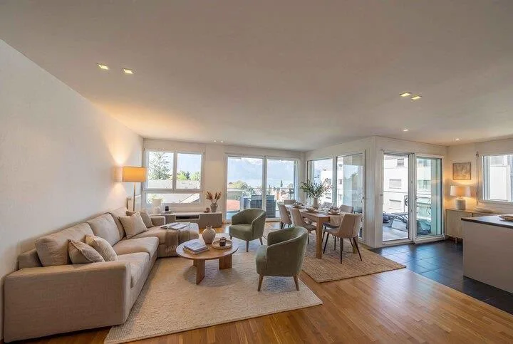 SEE- UND BERGSICHT AN DER RIVIERA - MODERNE 4.5 ZIMMER WOHNUNG