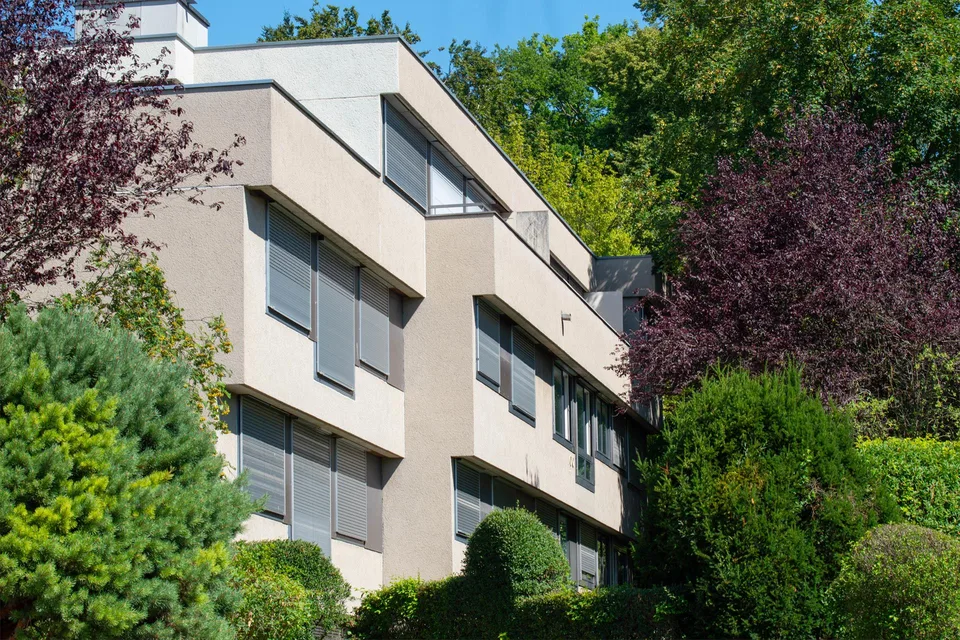 Appartamento di 4,5 locali con vista sulla montagna e sul lago a Herrliberg