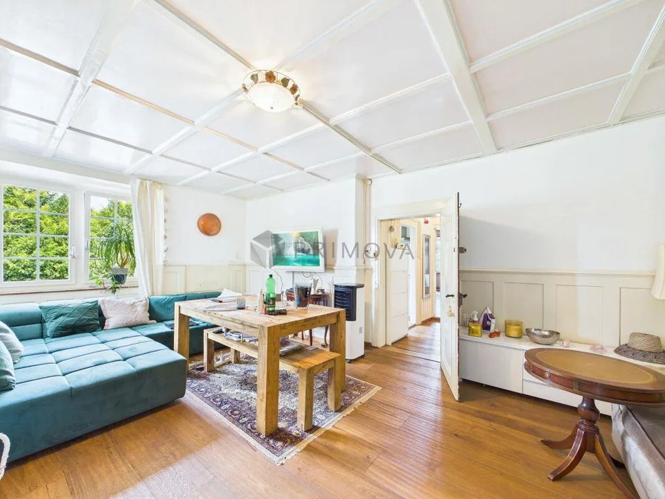 Stilvolle 6.5 Zimmer Wohnung mit Charakter am Zürichsee