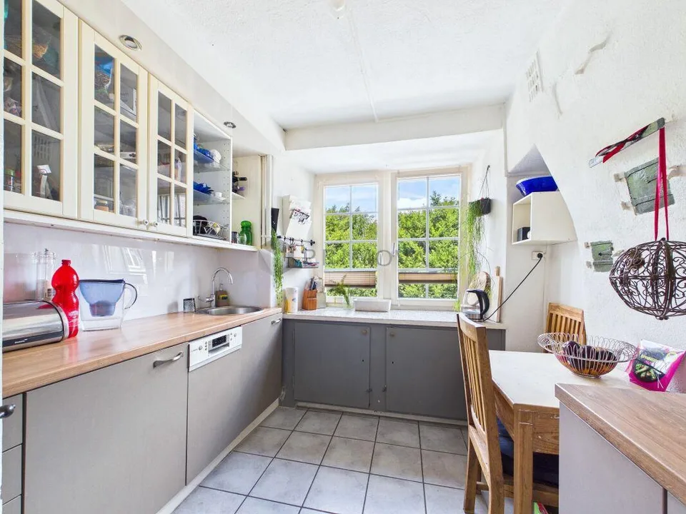Stilvolle 6.5 Zimmer Wohnung mit Charakter am Zürichsee