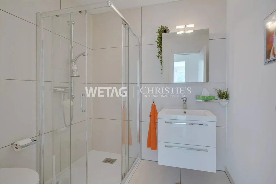 Moderne & helle Wohnung mit grosser Terrasse, ideal auch als Zweitwohnsitz, zum Verkauf in Gordola – Foto 8 von 22