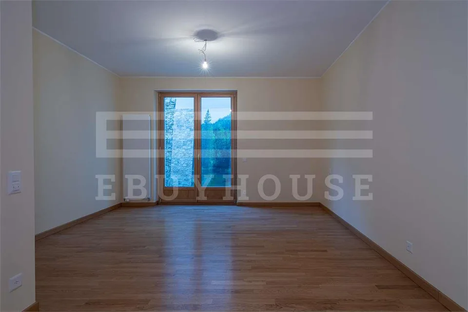 Appartement Cassarate mit Garten – Foto 9 von 13