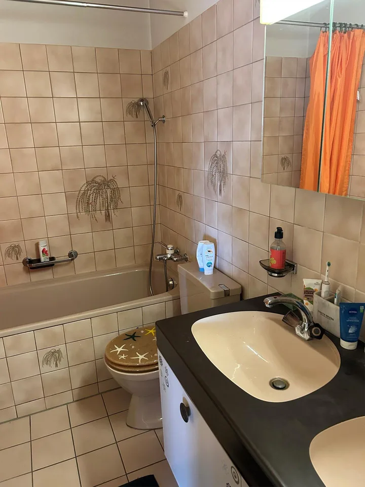 Appartamento affascinante con accesso privato in un quartiere residenziale tranquillo