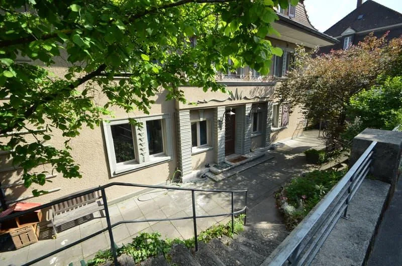 Charmante Wohnung mit eigenem Zugang in ruhigem Wohnquartier – Foto 10 von 10