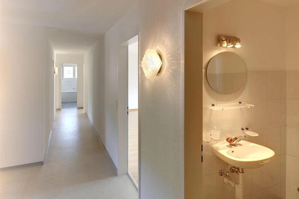 Appartement bien découpé avec cheminée
