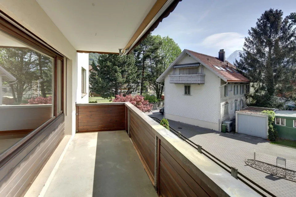 Appartement bien découpé avec cheminée