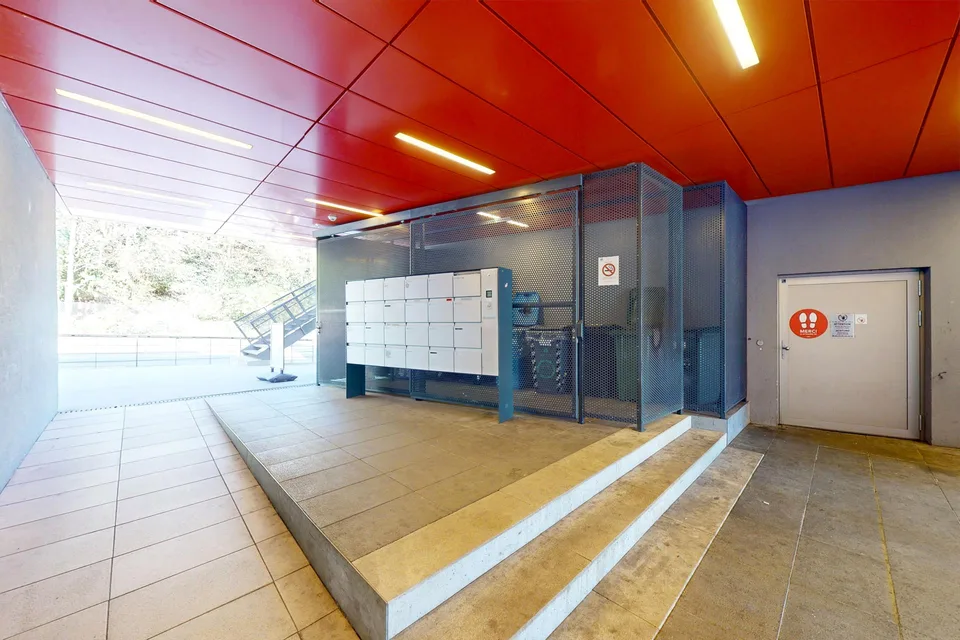 Moderne Doppelhaushälfte im Bahnhof von Freiburg