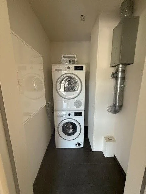 Exklusive 3.5-Zimmer-Attikawohnung mit grosser Terrasse – Foto 9 von 10