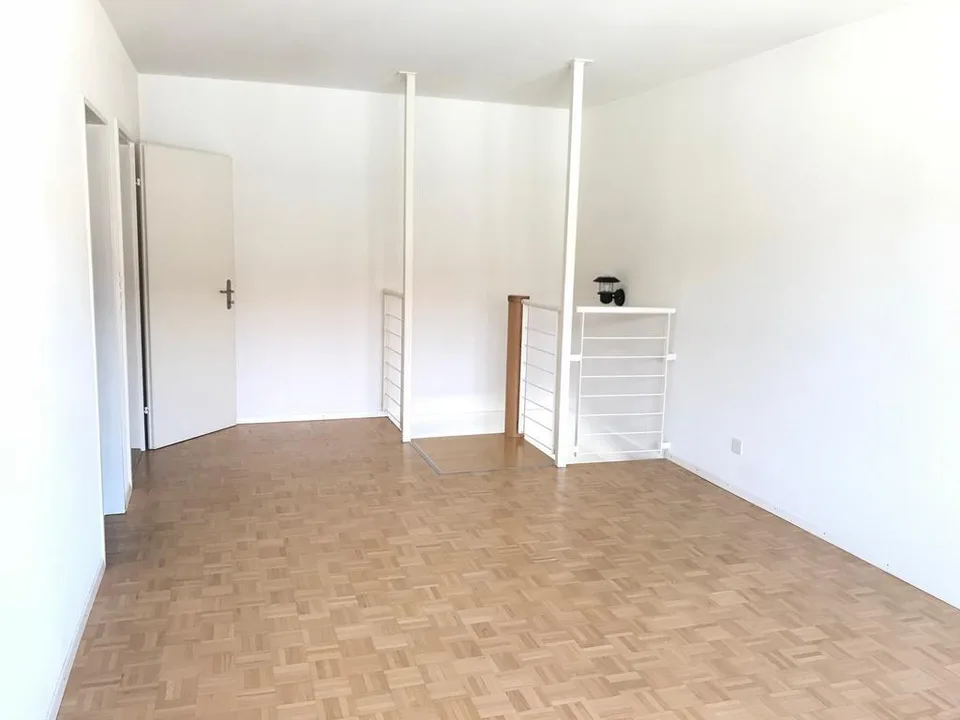 Appartamento a due piani di 2,5 locali a Kleinbasel in affitto