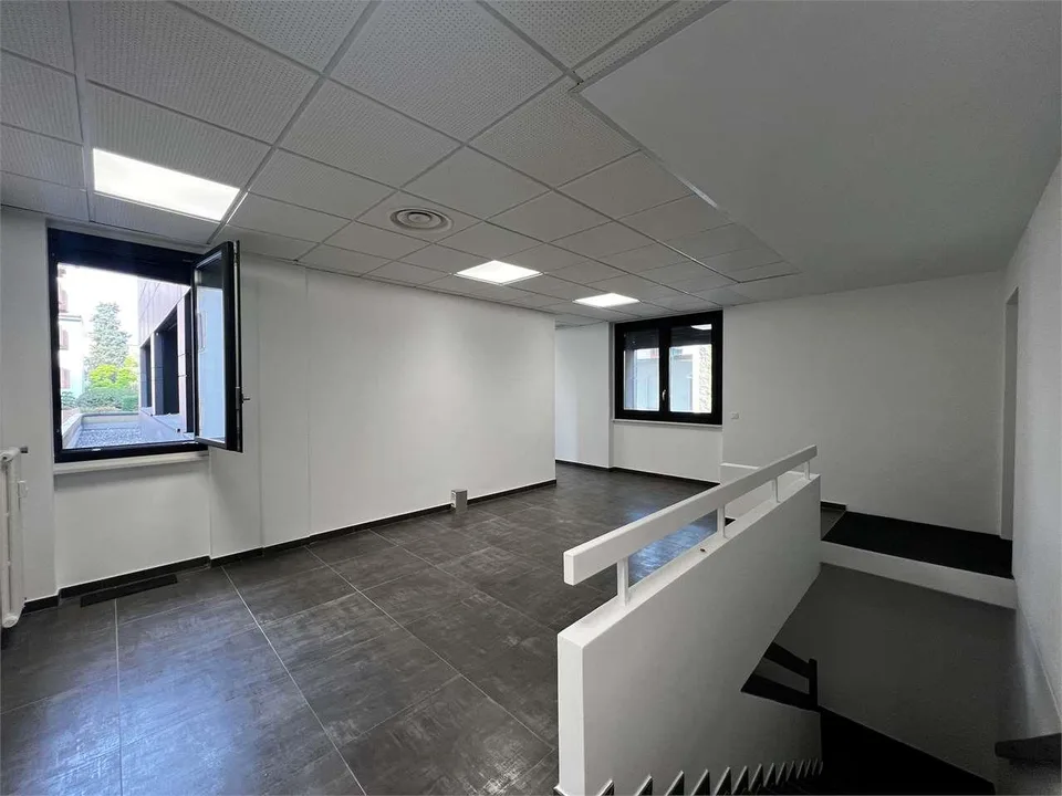 rif.2683 Lugano Büro duplex zur Miete, Parco Ciani Zone