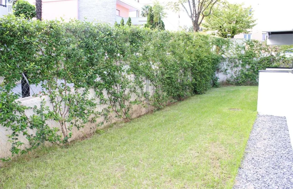 Elegantes Appartement mit privatem Garten in Lugano Pregassona – Foto 13 von 13
