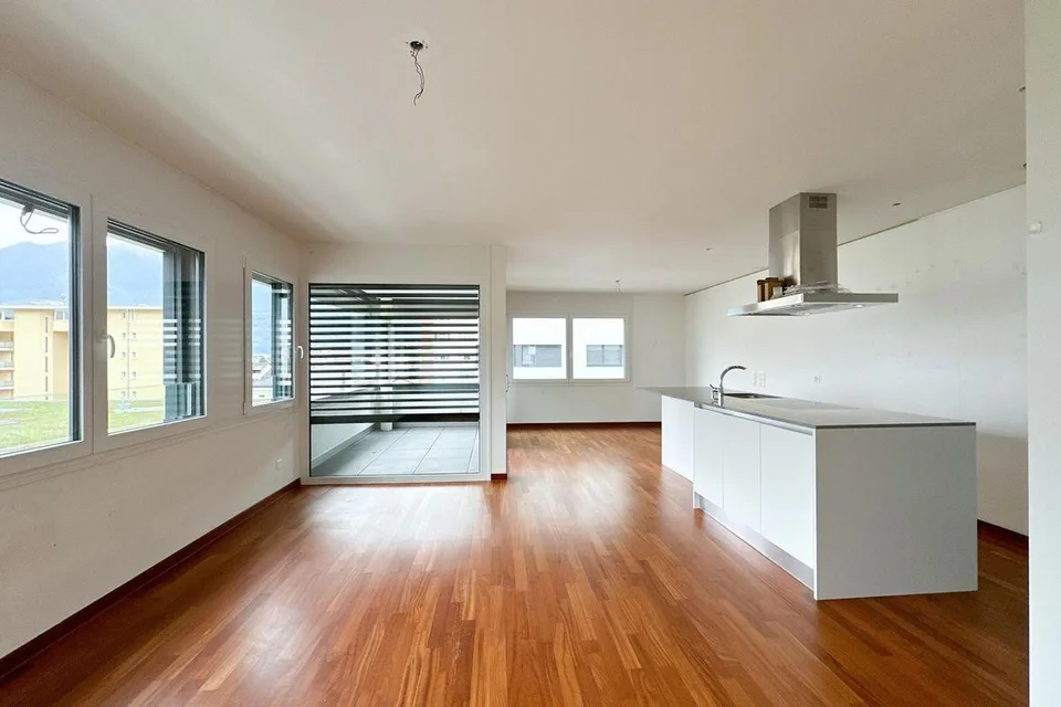 Locarno - Helles 3.5-Zimmer-Apartment – Foto 6 von 6