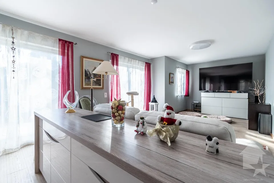 Spacieux chalet dans les hauteurs d'Ollon