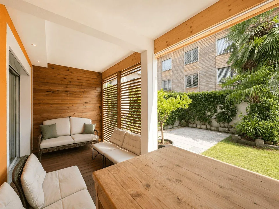Ampia casa con giardino a Contone