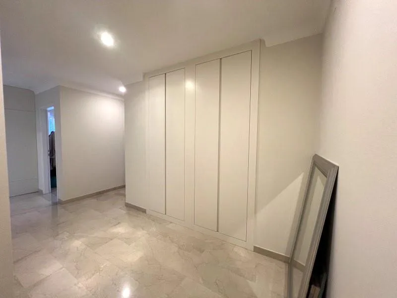 PRESTIGIOSO ATTICO DI 3.5 LOCALI A BORDO LAGO – foto 8 di 13