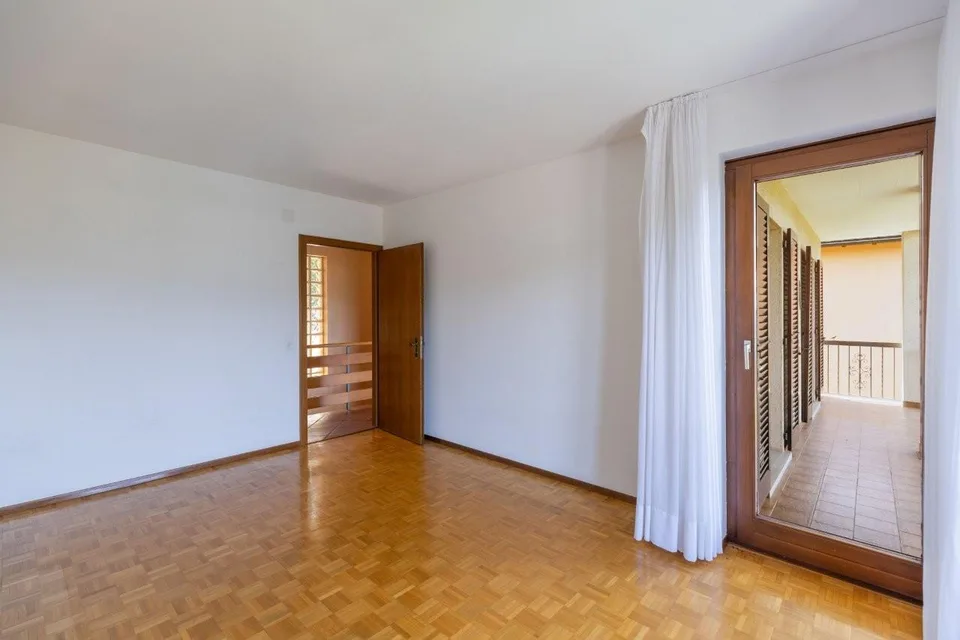 Elegante casa unifamiliare di 6.5 locali a Davesco-Soragno – photo 17 sur 18