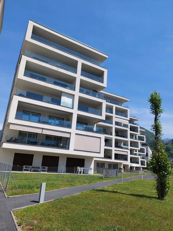 Moderno 3.5 locali con grande terrazza, Giubiasco