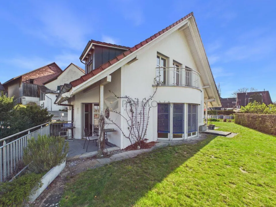 Stilvolles Zuhause mit Garten und viel Lebensqualität
