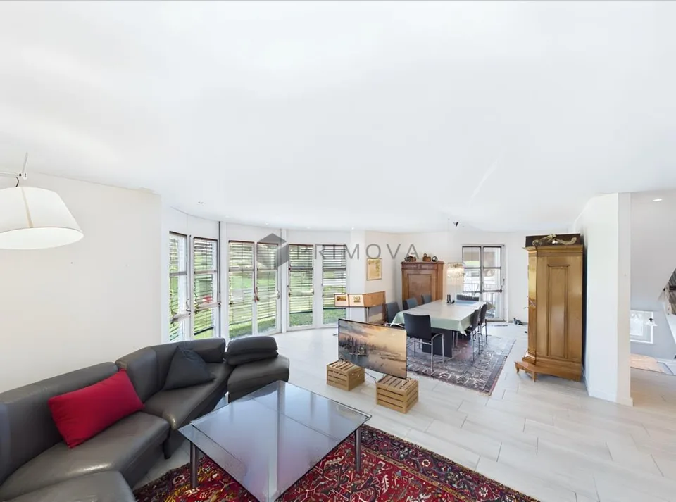 Stilvolles Zuhause mit Garten und viel Lebensqualität