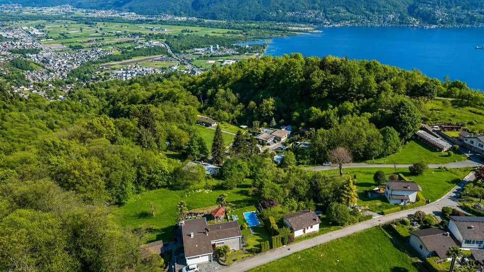 Zweitwohnsitz! Oase in der Natur mit Garten, Pool und Pergola