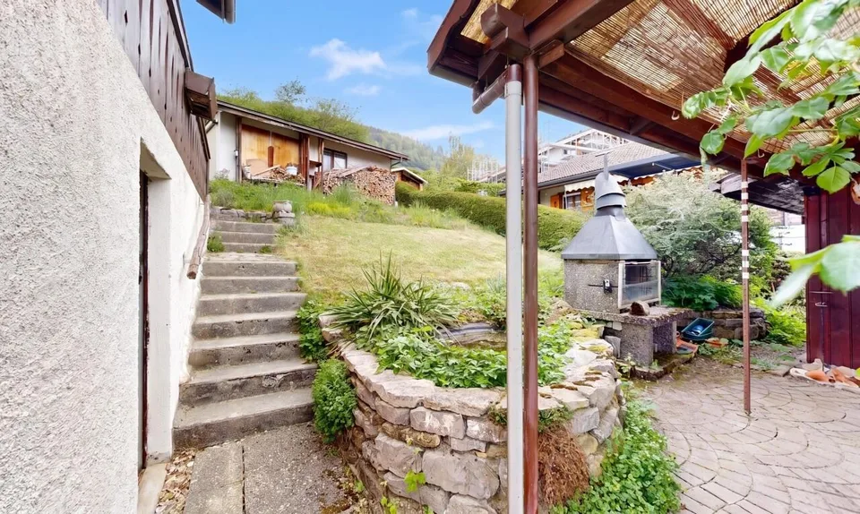 Chalet bucolico con vista panoramica sul lago di Montsalvens