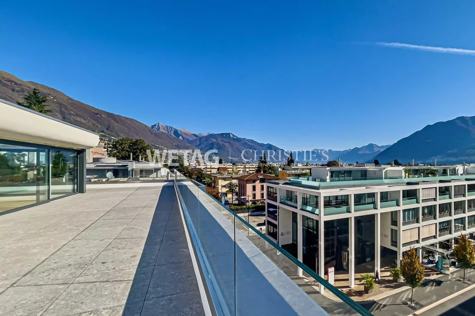 Appartamento penthouse duplex di lusso 5,5 locali con vista sul Lago Maggiore ad Ascona in vendita