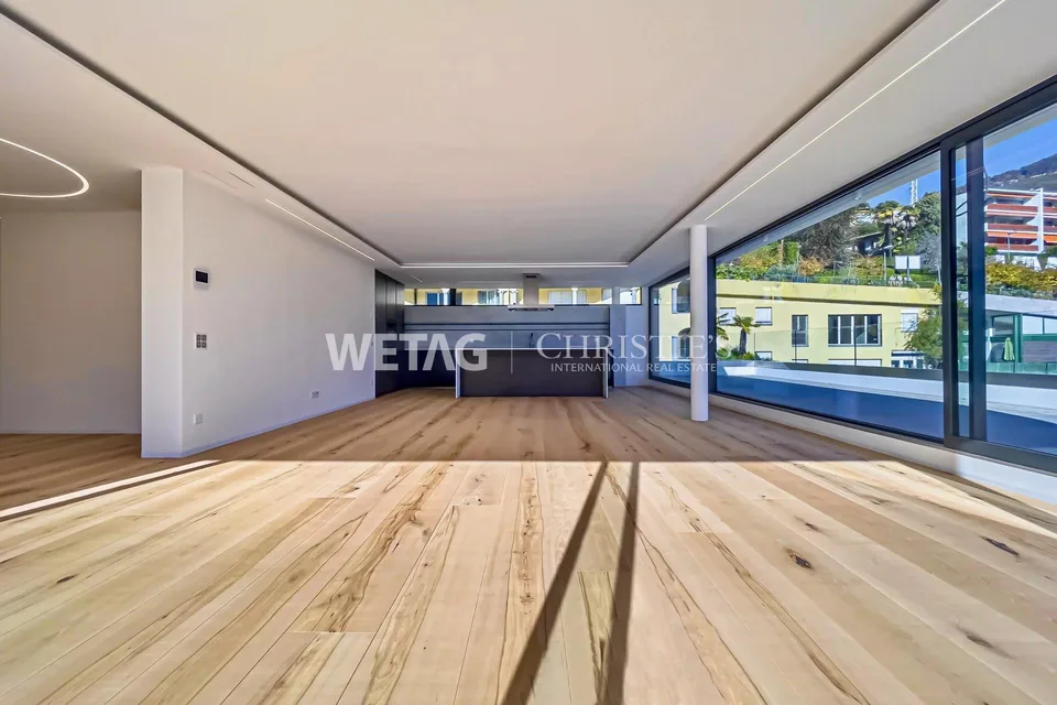 Appartamento penthouse duplex di lusso 5,5 locali con vista sul Lago Maggiore ad Ascona in vendita