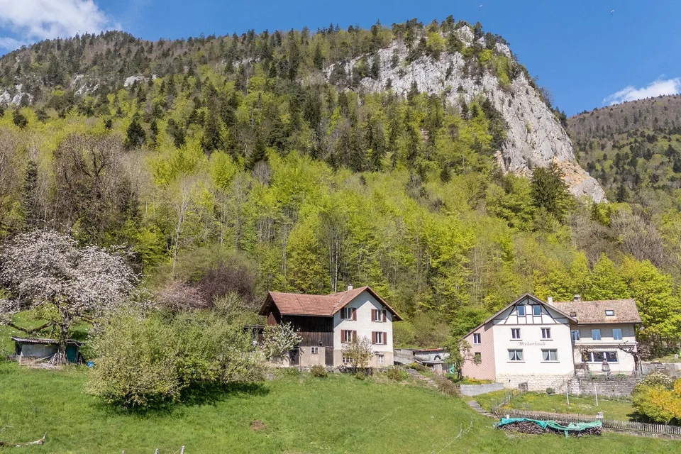 Fehr Immobili - Affascinante casa unifamiliare di 6 locali