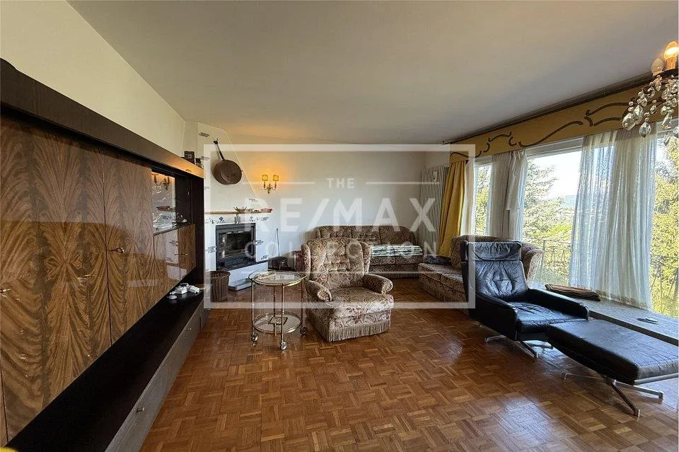 Un’oasi di pace alle porte della Città - Casa bifamiliare - Grande ...