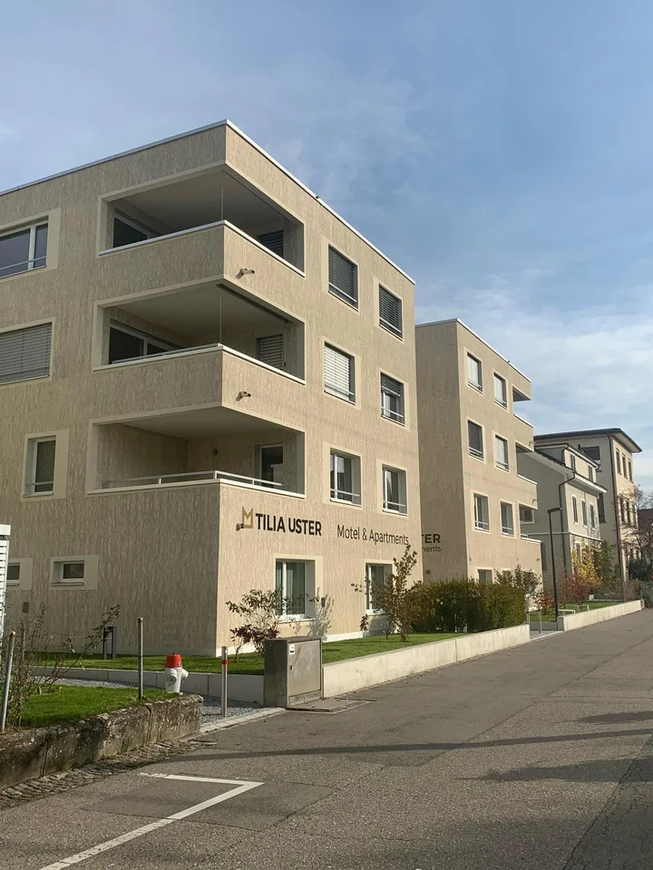 Moderne, praktische 2.5-Zimmer-Wohnung mit Bahnanschluss im Tilia