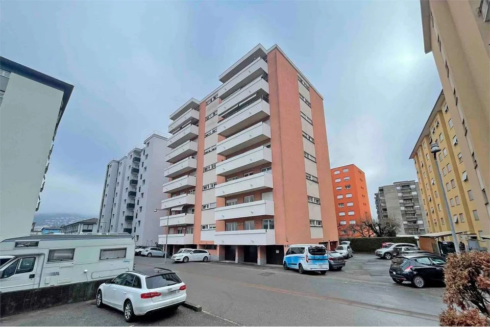 Chiasso - Palazzina residenziale a reddito con elevato potenziale d'in