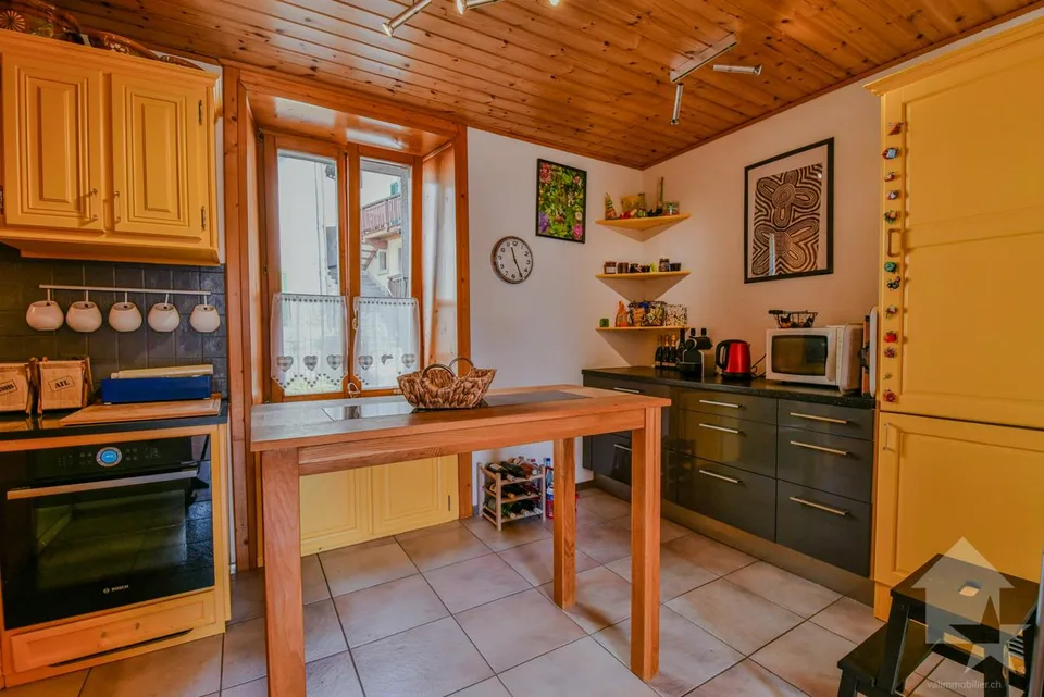 Rare sur le marché : un triplex de charme au cœur des Alpes.