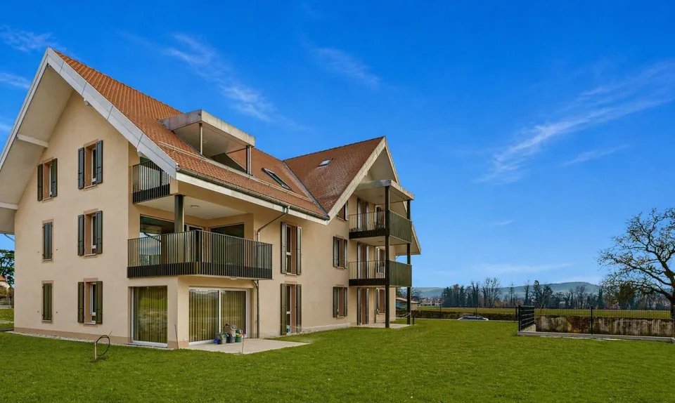 Luminoso appartamento 3.5 locali con soffitta privata
