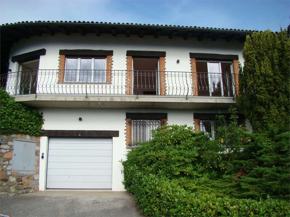Casa Bijoux con vista aperta su lago e montagne