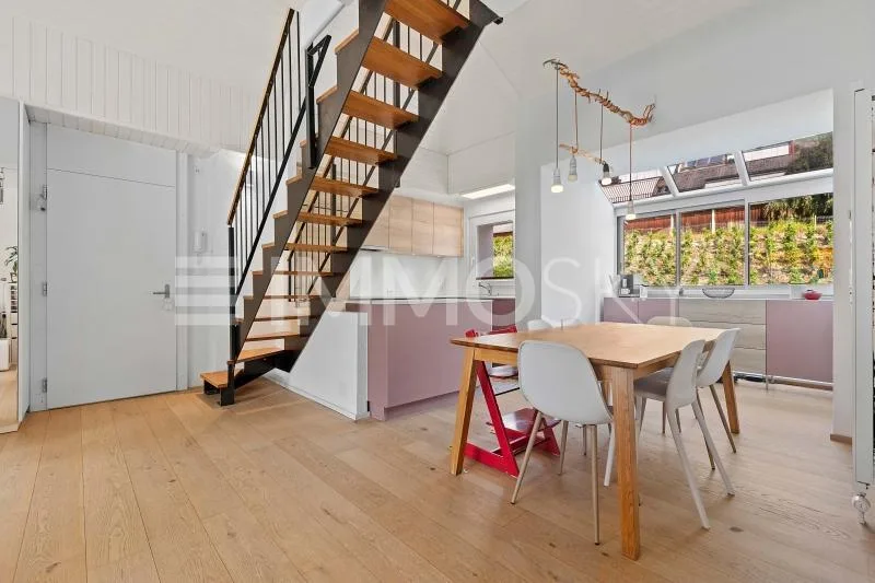 Charmant attique en duplex - Quartier prisé de Gravelone!