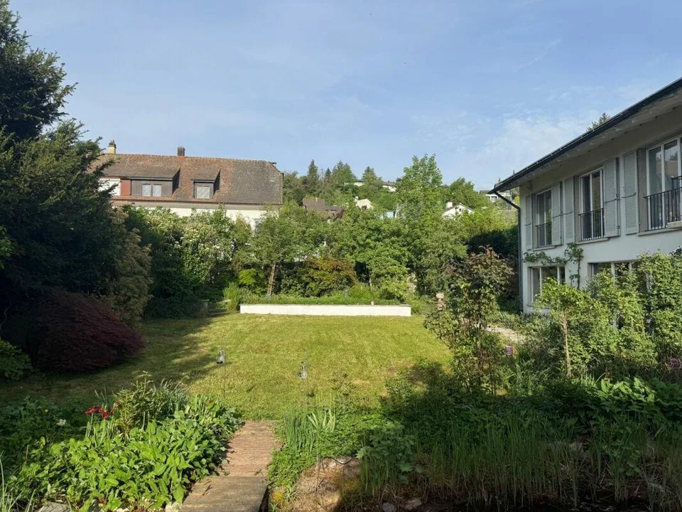 316 m2 Wohnfläche und 1'232 m2 Grundstück - aussergewöhnlich viel R... – Foto 15 von 19