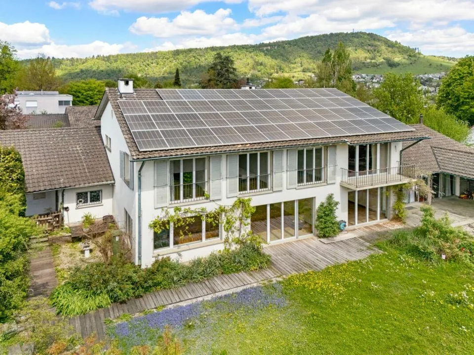 316 m2 Wohnfläche und 1'232 m2 Grundstück - aussergewöhnlich viel R... – Foto 8 von 19
