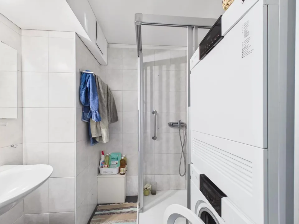 Urban leben in Visp – Moderne 3.5-Zimmerwohnung mit Charme – Foto 9 von 14