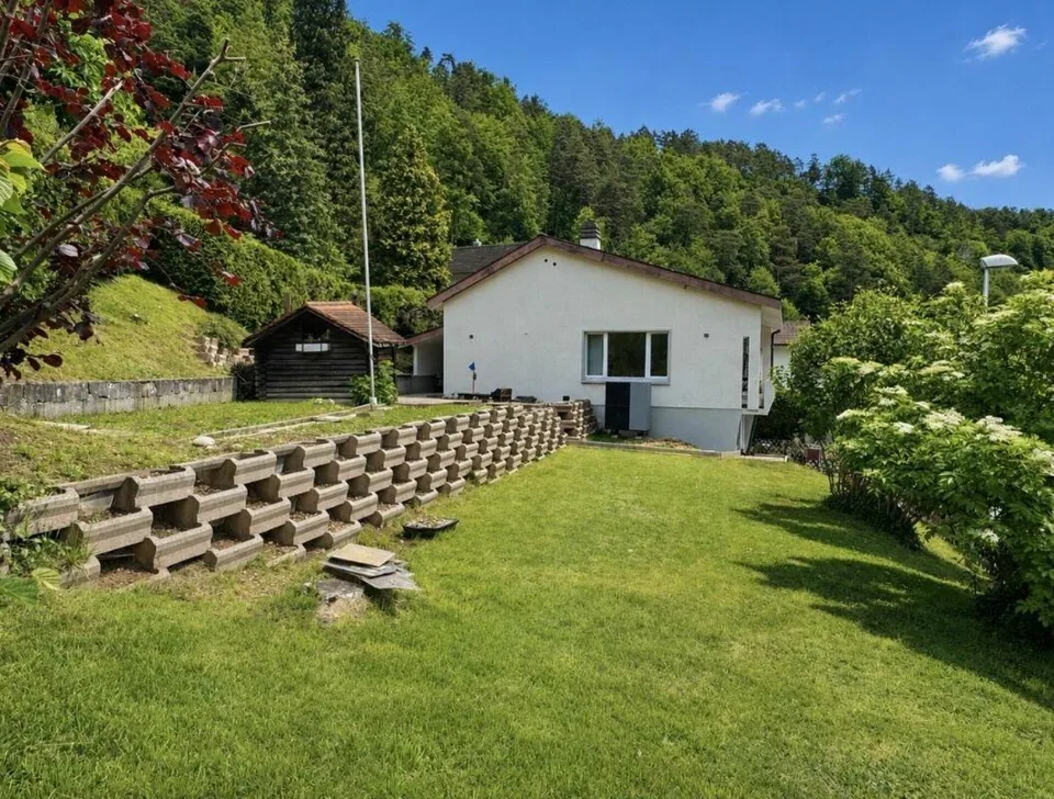 Casa unifamiliare ristrutturata con vista fantastica – foto 16 di 17