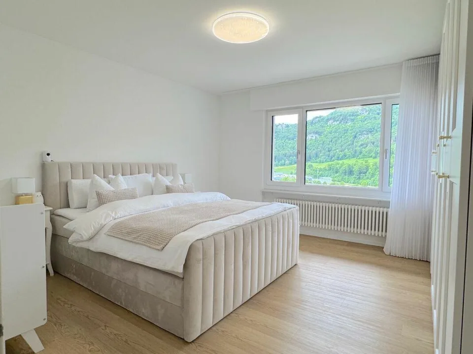 Kernsaniertes EFH mit fantastischer Weitsicht