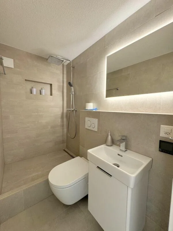 Casa unifamiliare ristrutturata con vista fantastica – foto 11 di 17
