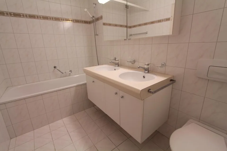 APPARTEMENT DANS UN QUARTIER CALME