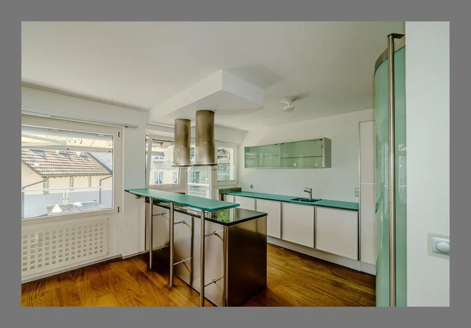 Moderne 4.5-Zimmer-Maisonettwohnung in Hölstein zu vermieten