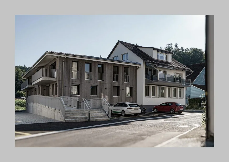 Moderne 4.5-Zimmer-Maisonettwohnung in Hölstein zu vermieten