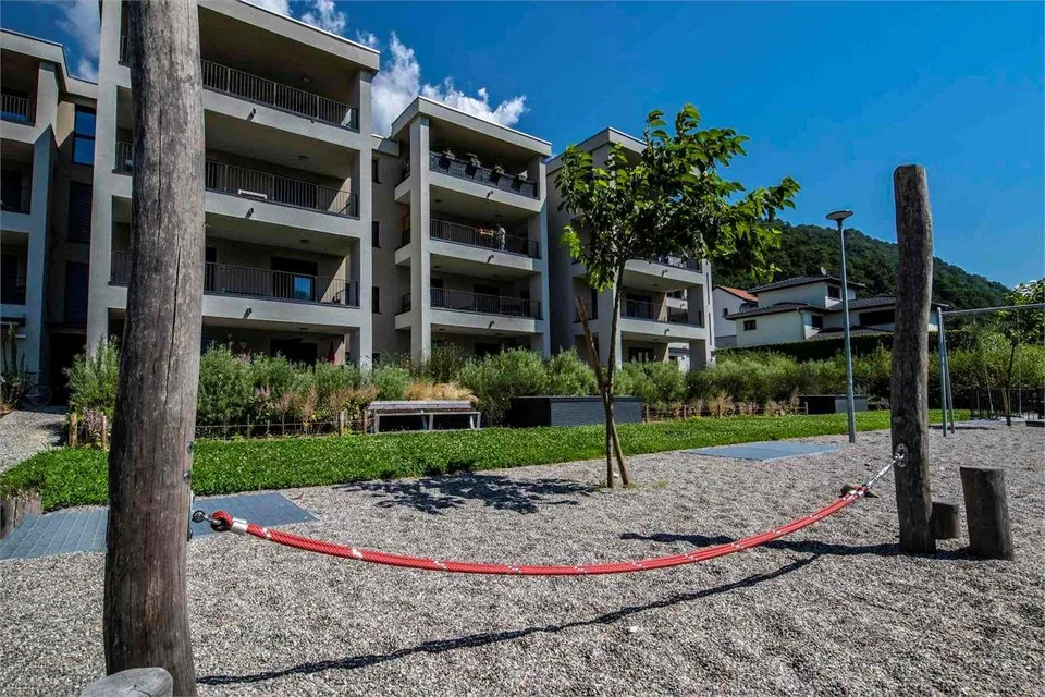 Gudo, appartamento 2.5 locali con terrazzo