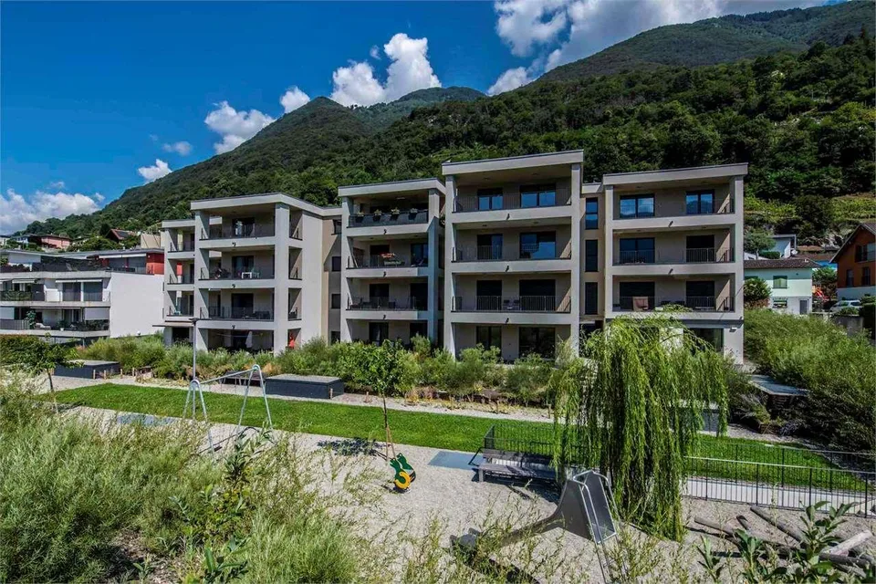 Gudo, appartamento 2.5 locali con terrazzo